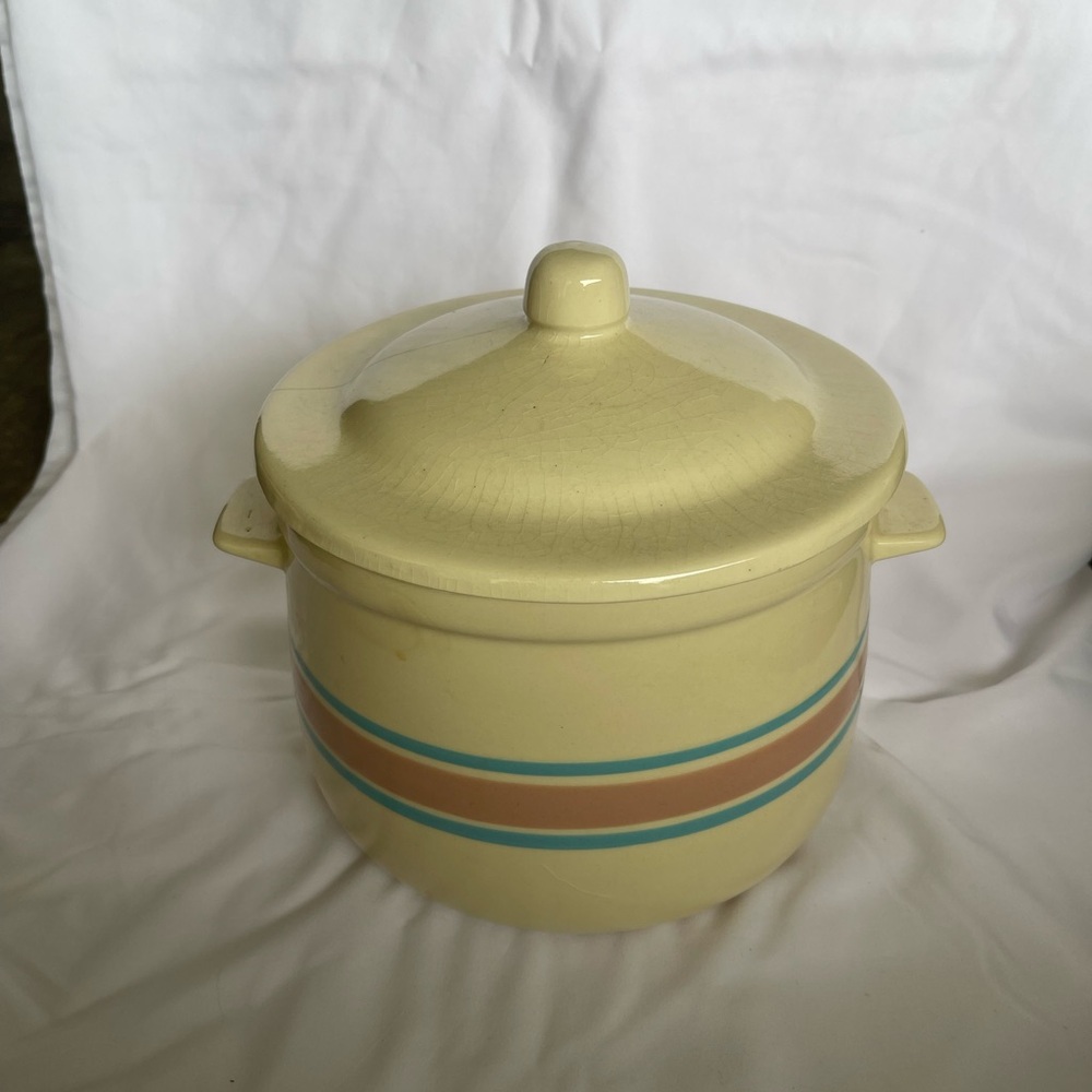 Vintage Mccoy Blue & Pink Stripe Pot & Lid 0121